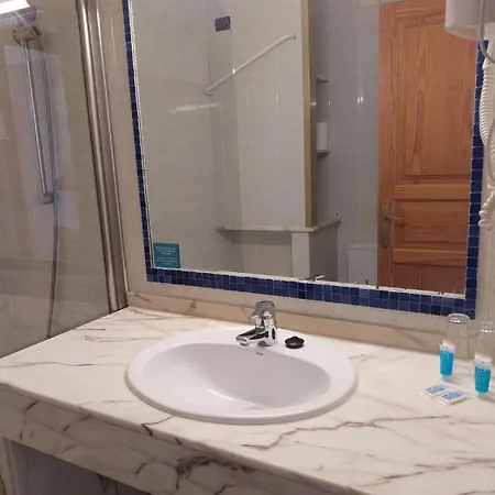Apartamentos Torre Playa Port de Pollença Kamer foto