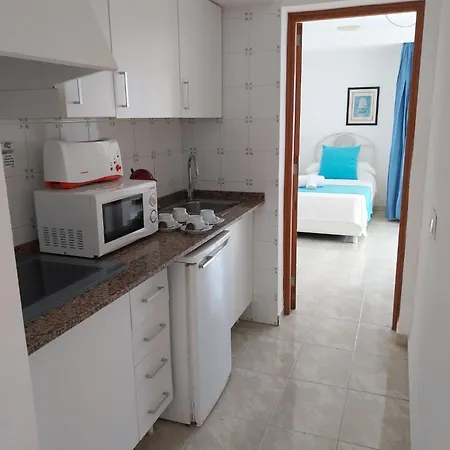 Apartamentos Torre Playa Port de Pollença Kamer foto