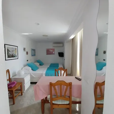Apartamentos Torre Playa Port de Pollença Kamer foto