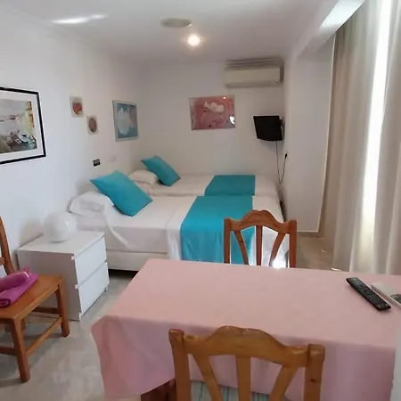 Apartamentos Torre Playa Port de Pollença Kamer foto