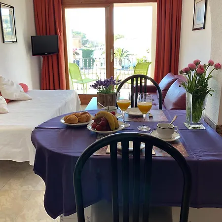 Apartamentos Torre Playa Port de Pollença Kamer foto